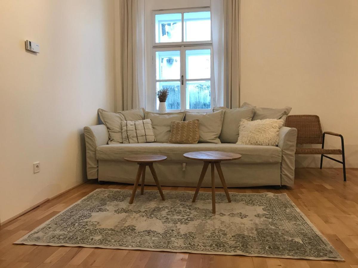 Aparthotel Stara Skola Hedec à Králíky Extérieur photo