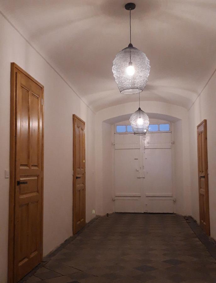 Aparthotel Stara Skola Hedec à Králíky Extérieur photo