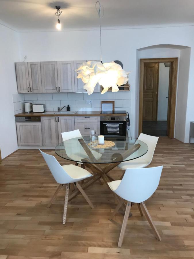 Aparthotel Stara Skola Hedec à Králíky Extérieur photo