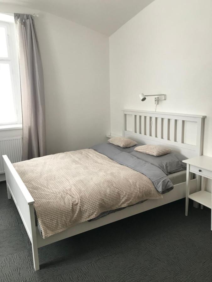 Aparthotel Stara Skola Hedec à Králíky Extérieur photo