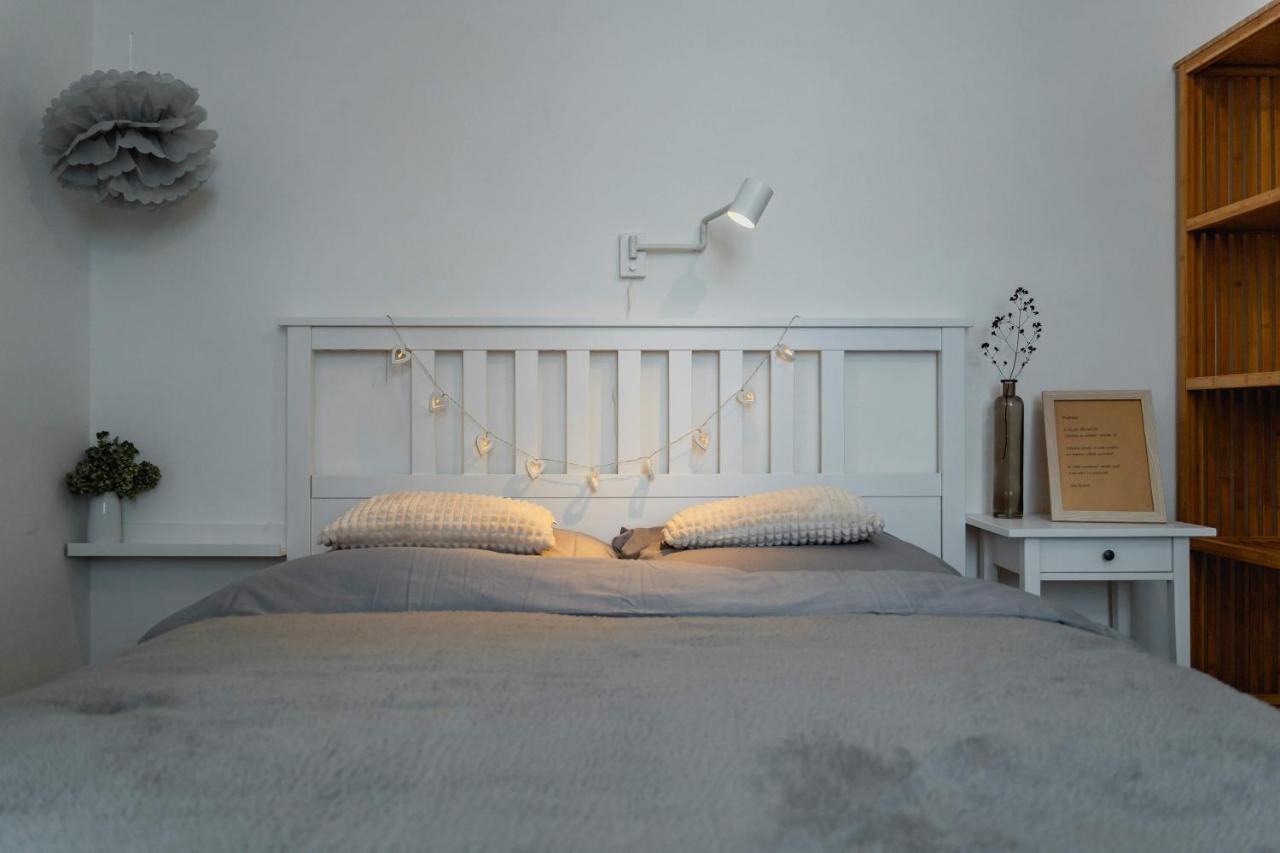 Aparthotel Stara Skola Hedec à Králíky Extérieur photo