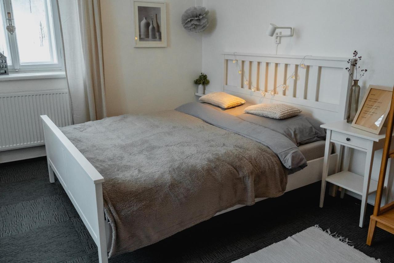Aparthotel Stara Skola Hedec à Králíky Extérieur photo